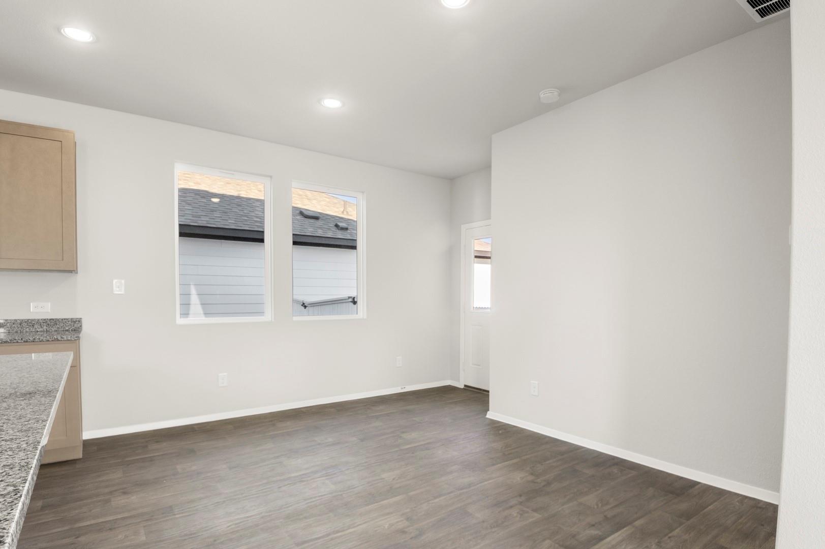 193 Lavender Lane Elgin TX 78621