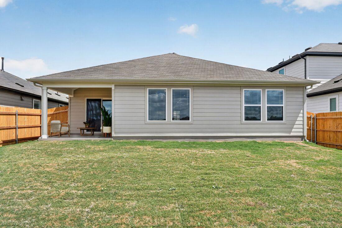 14025 Axel Johanson Drive Del Valle TX 78617