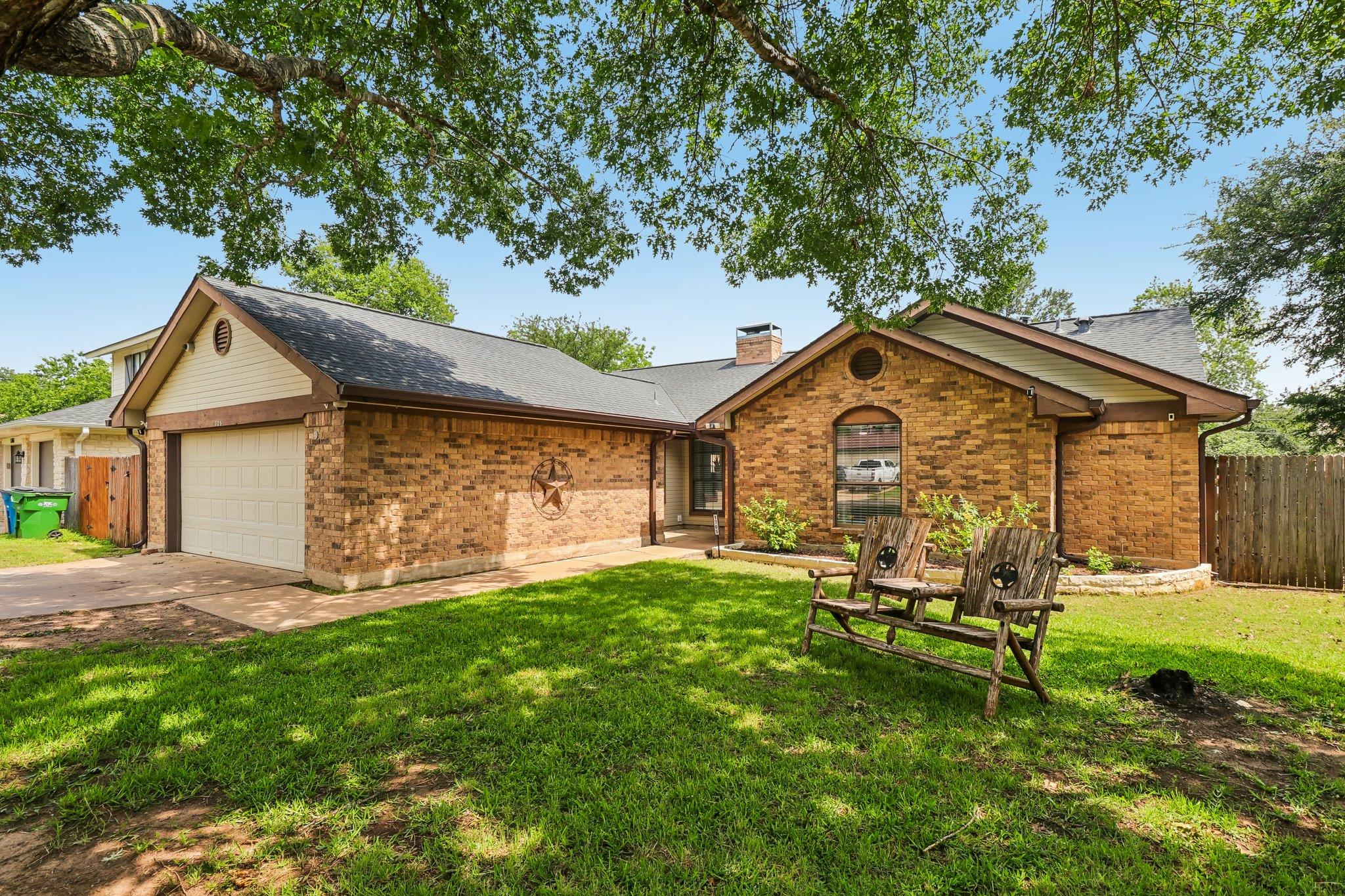 1705 Creek Bend Circle Round Rock TX 78681