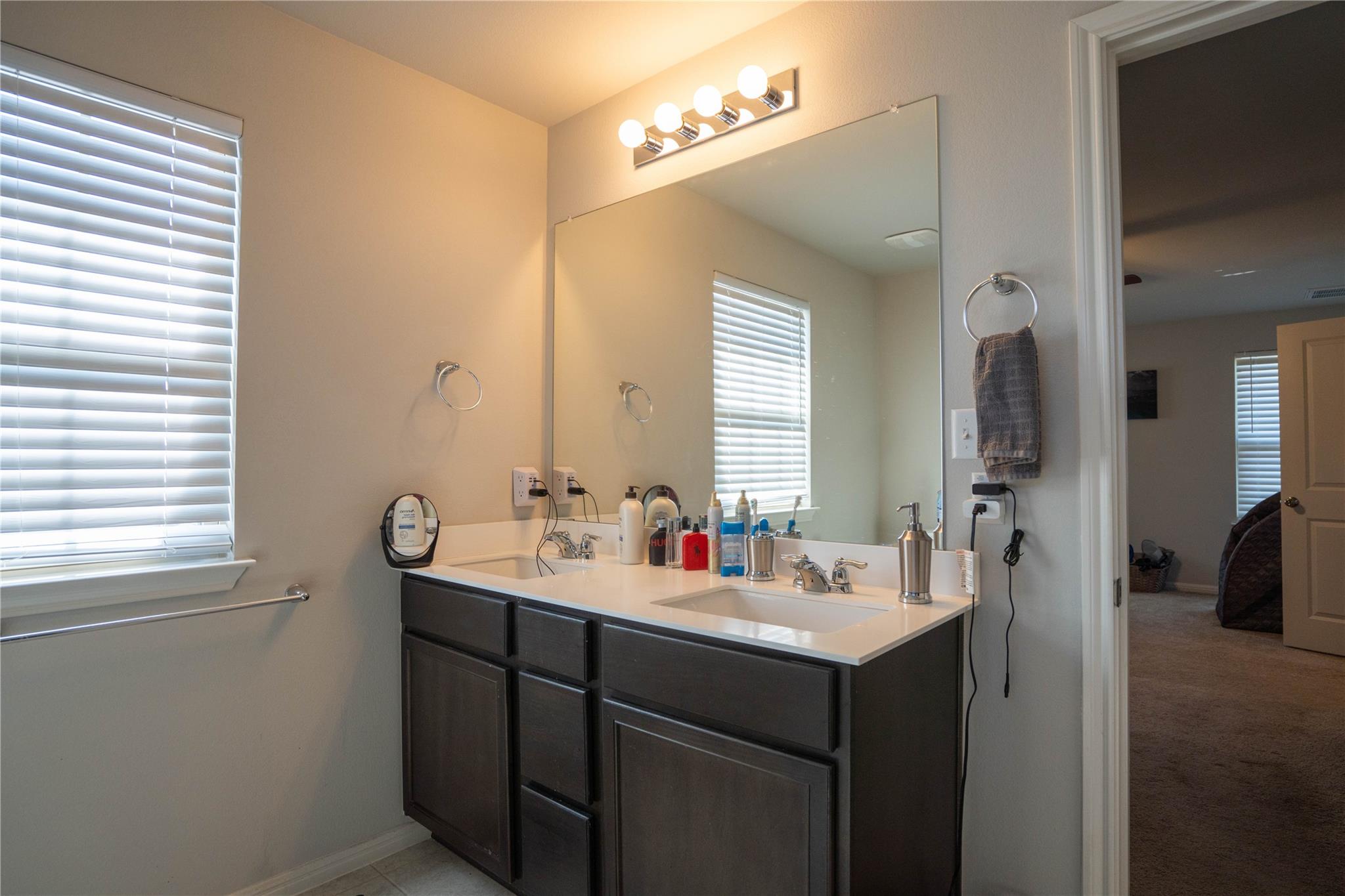 166 Pelican Bay Circle Kyle TX 78640