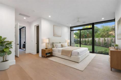 1604 Barclay Drive Austin TX 78746
