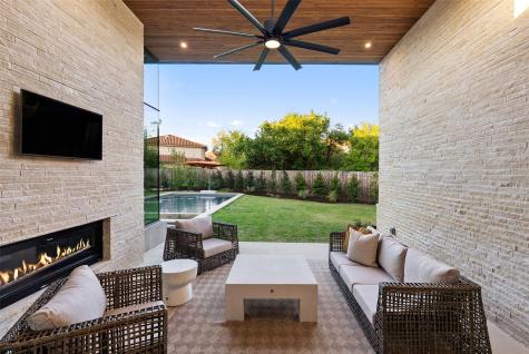 1604 Barclay Drive Austin TX 78746