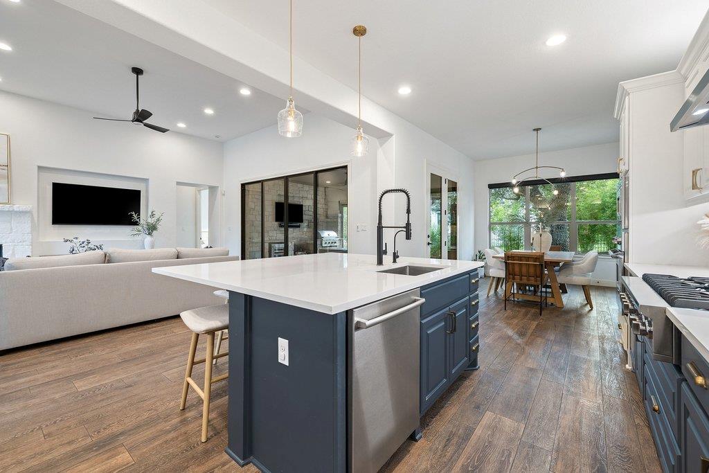 712 Crestone Stream Drive Austin TX 78738