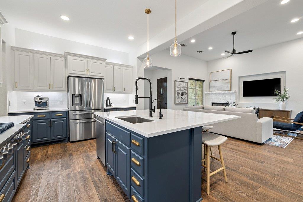 712 Crestone Stream Drive Austin TX 78738