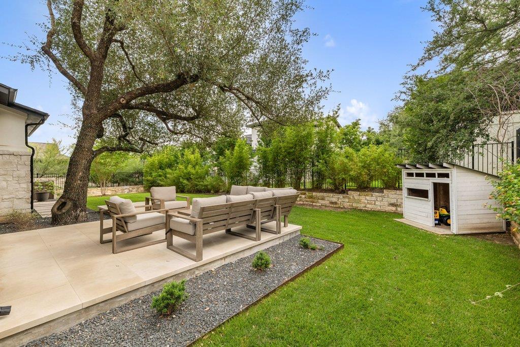 712 Crestone Stream Drive Austin TX 78738