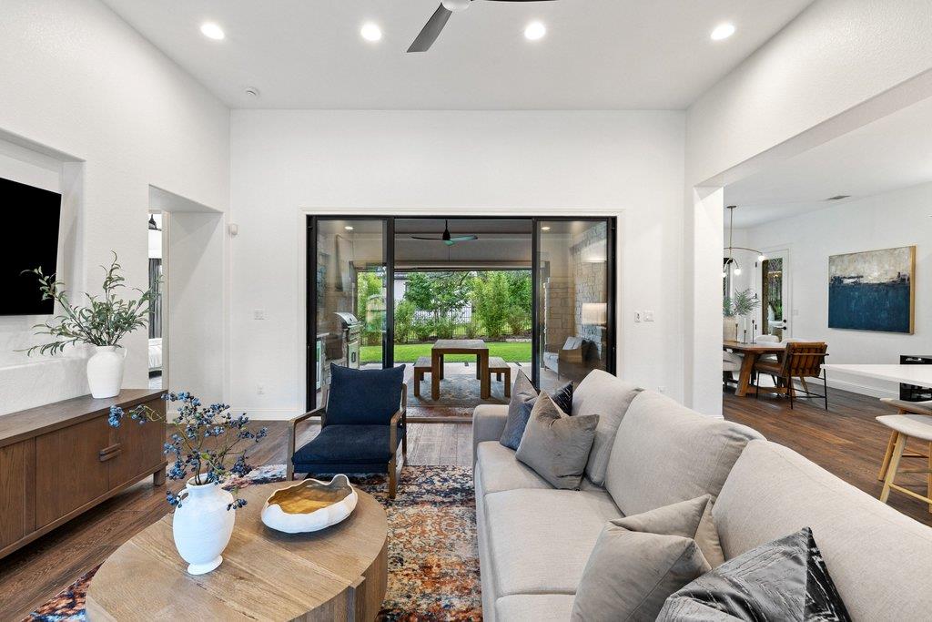 712 Crestone Stream Drive Austin TX 78738