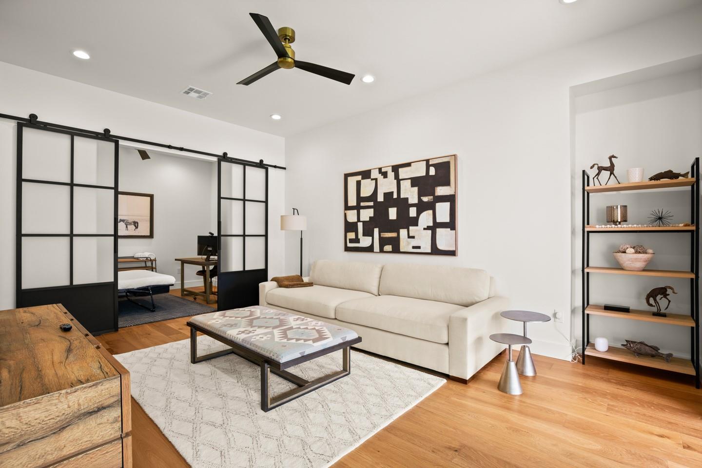 2005 E 8th Street Austin TX 78702