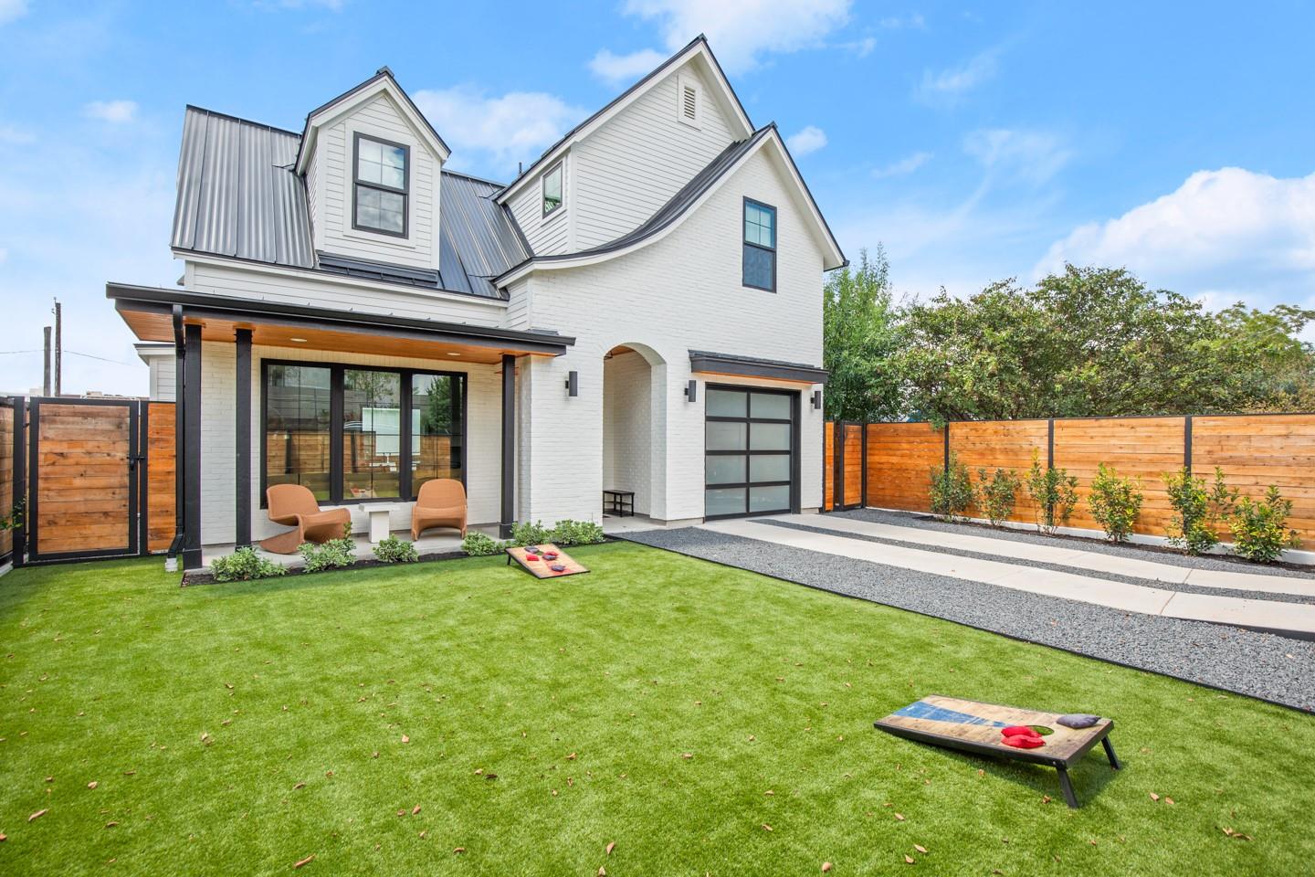 2005 E 8th Street Austin TX 78702