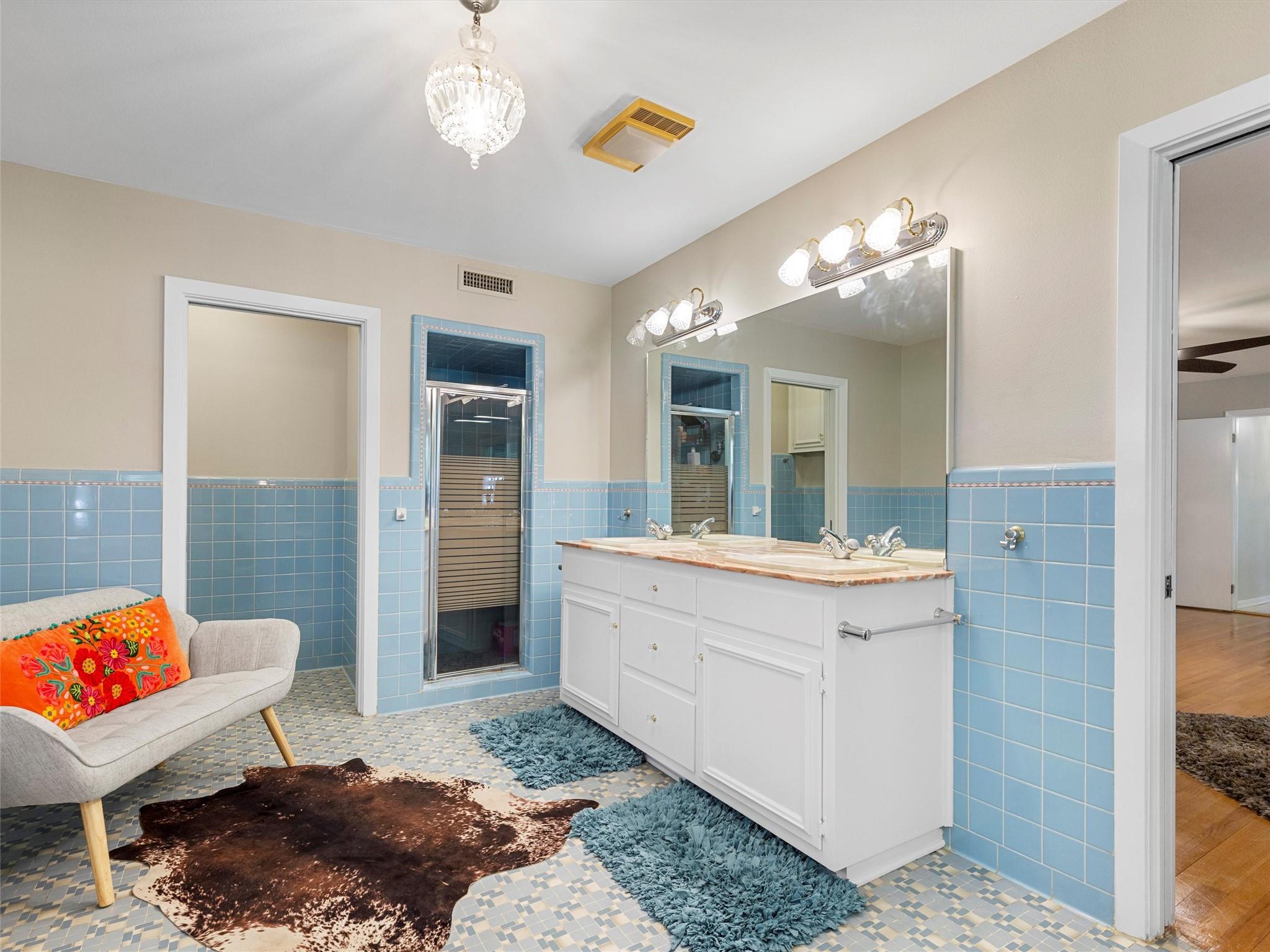 705 Whitehead Street Smithville TX 78957