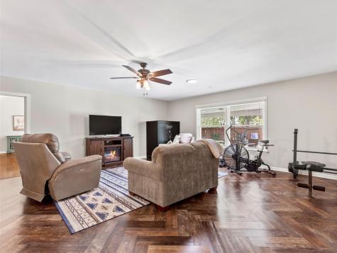 705 Whitehead Street Smithville TX 78957
