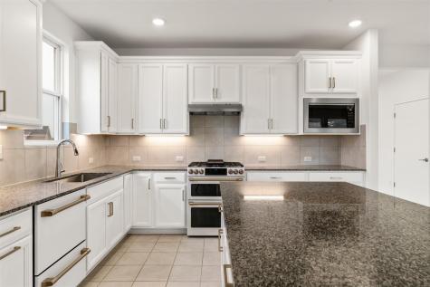302 Barn Hill Loop Dripping Springs TX 78620