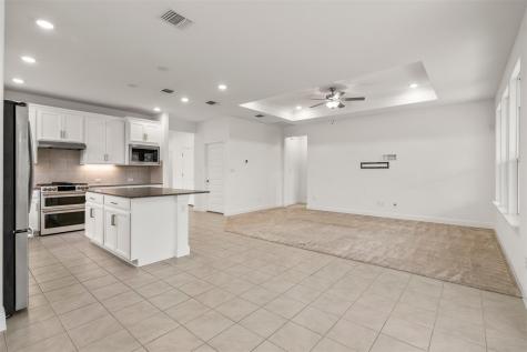 302 Barn Hill Loop Dripping Springs TX 78620