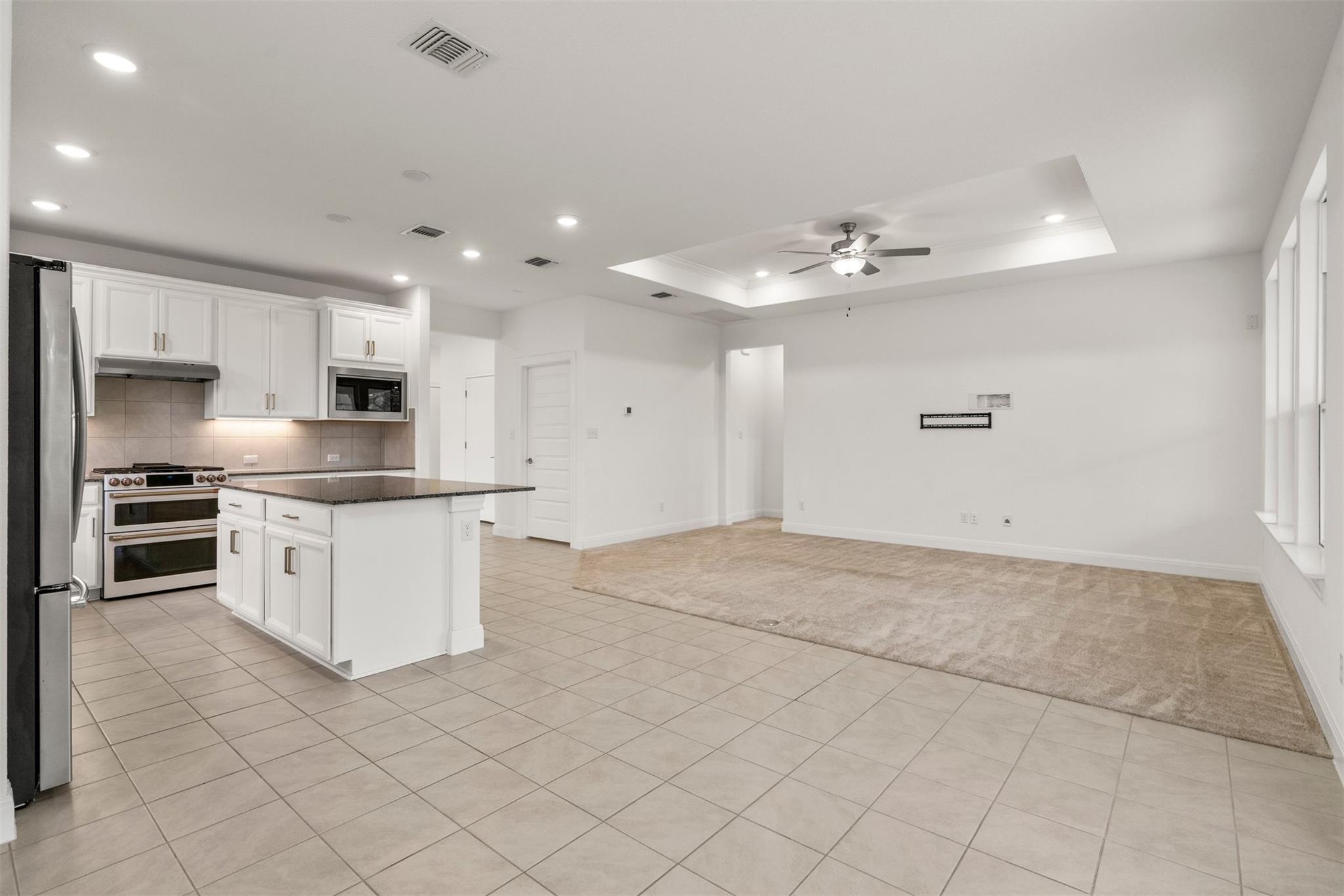 302 Barn Hill Loop Dripping Springs TX 78620