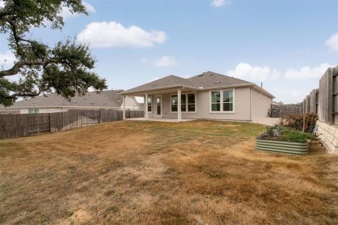 302 Barn Hill Loop Dripping Springs TX 78620