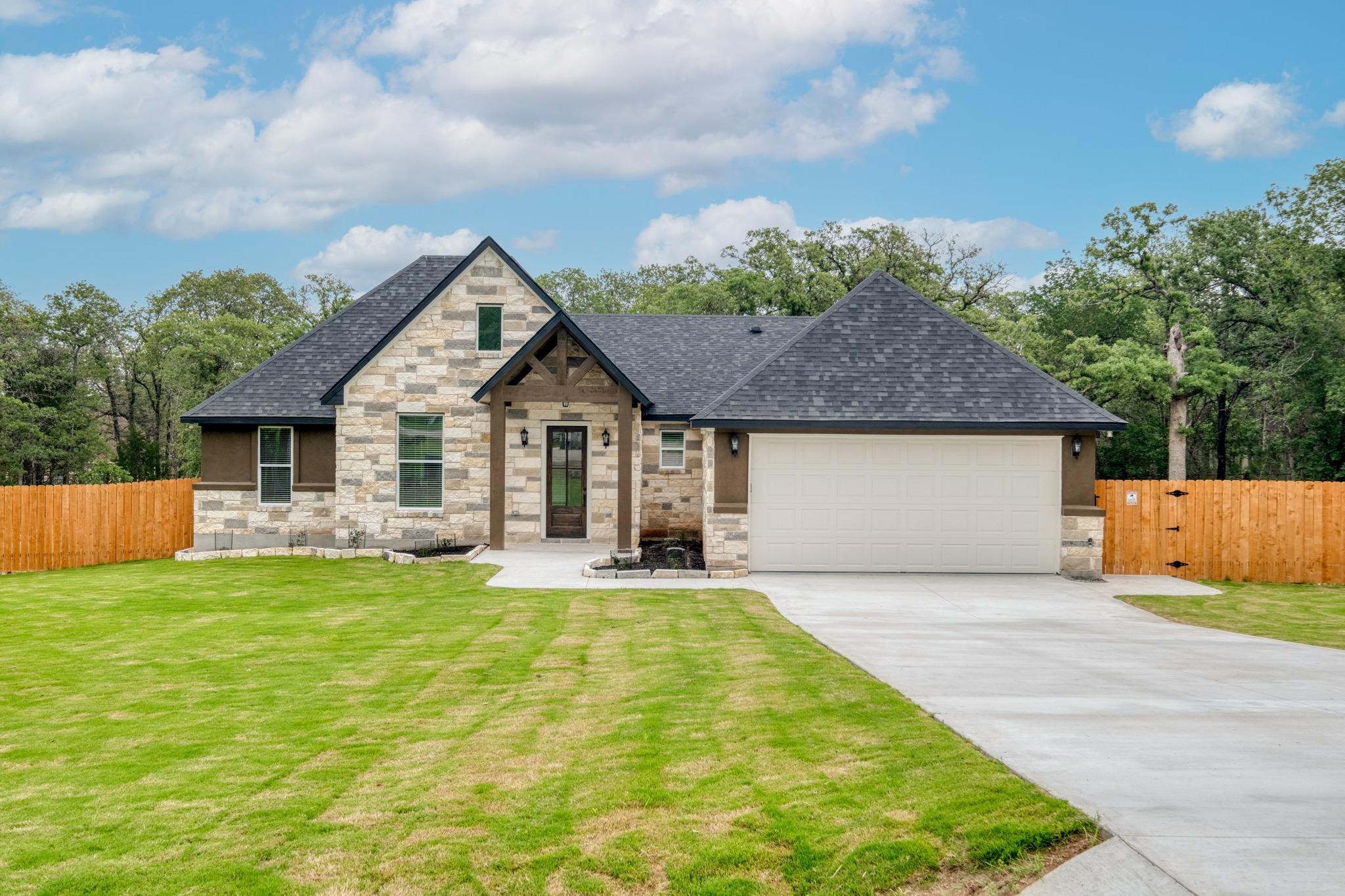 116 Pine Point Cove Elgin TX 78621