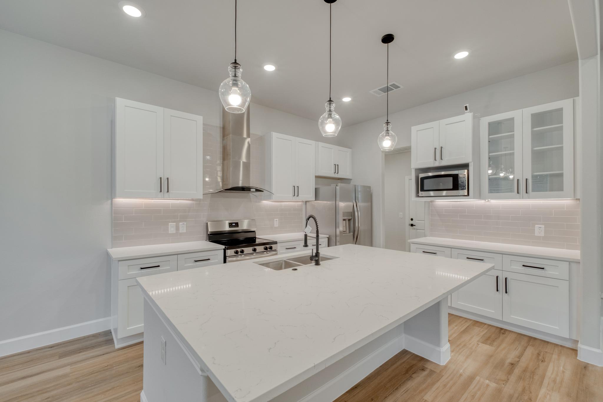 116 Pine Point Cove Elgin TX 78621