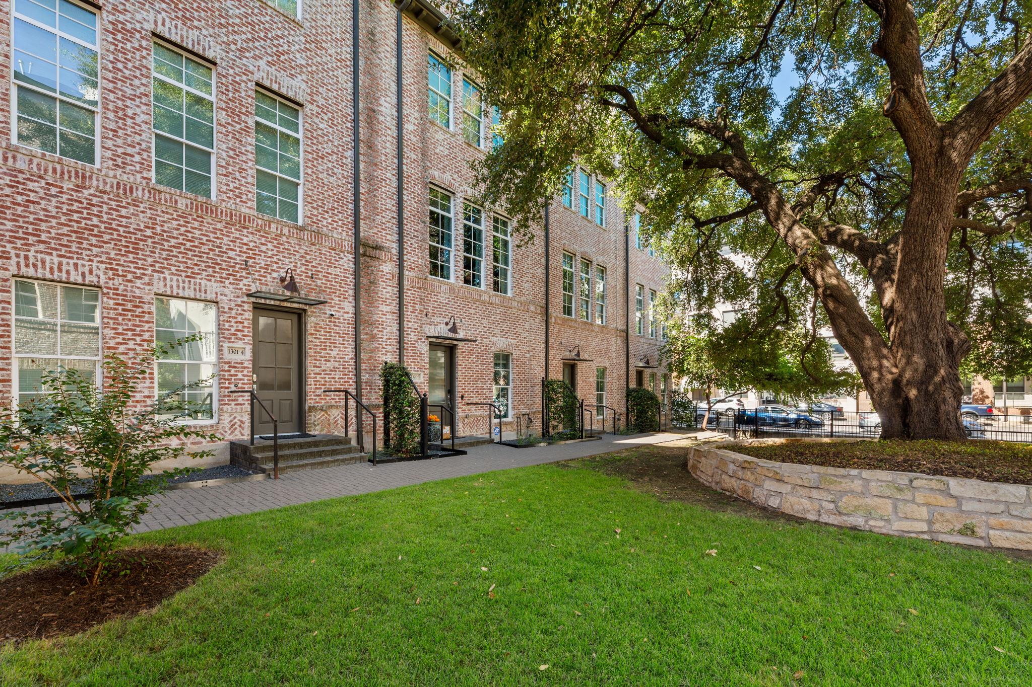1301 Town Creek Drive Austin TX 78741