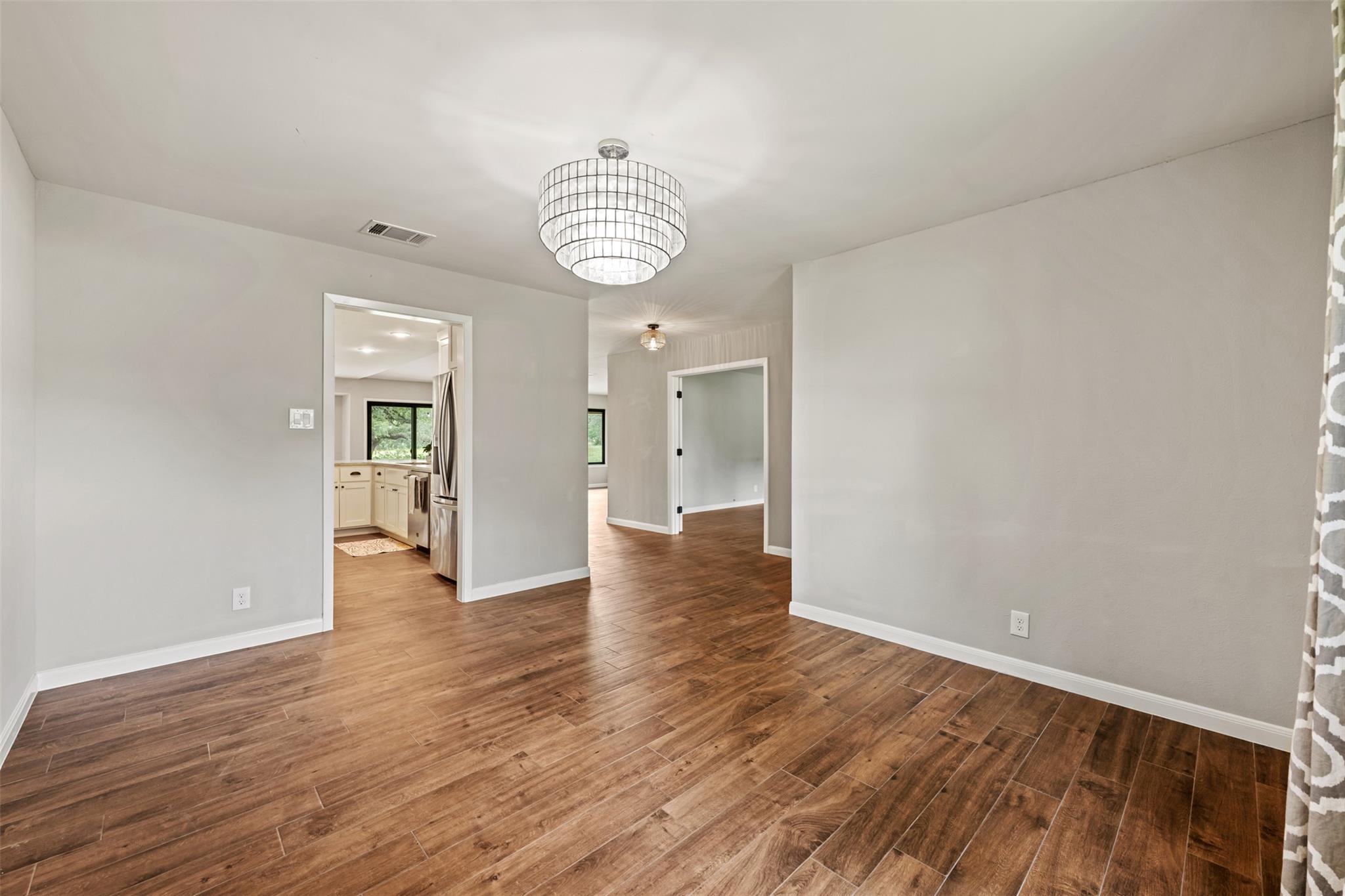 1600 Pin Oak Lane Round Rock TX 78681