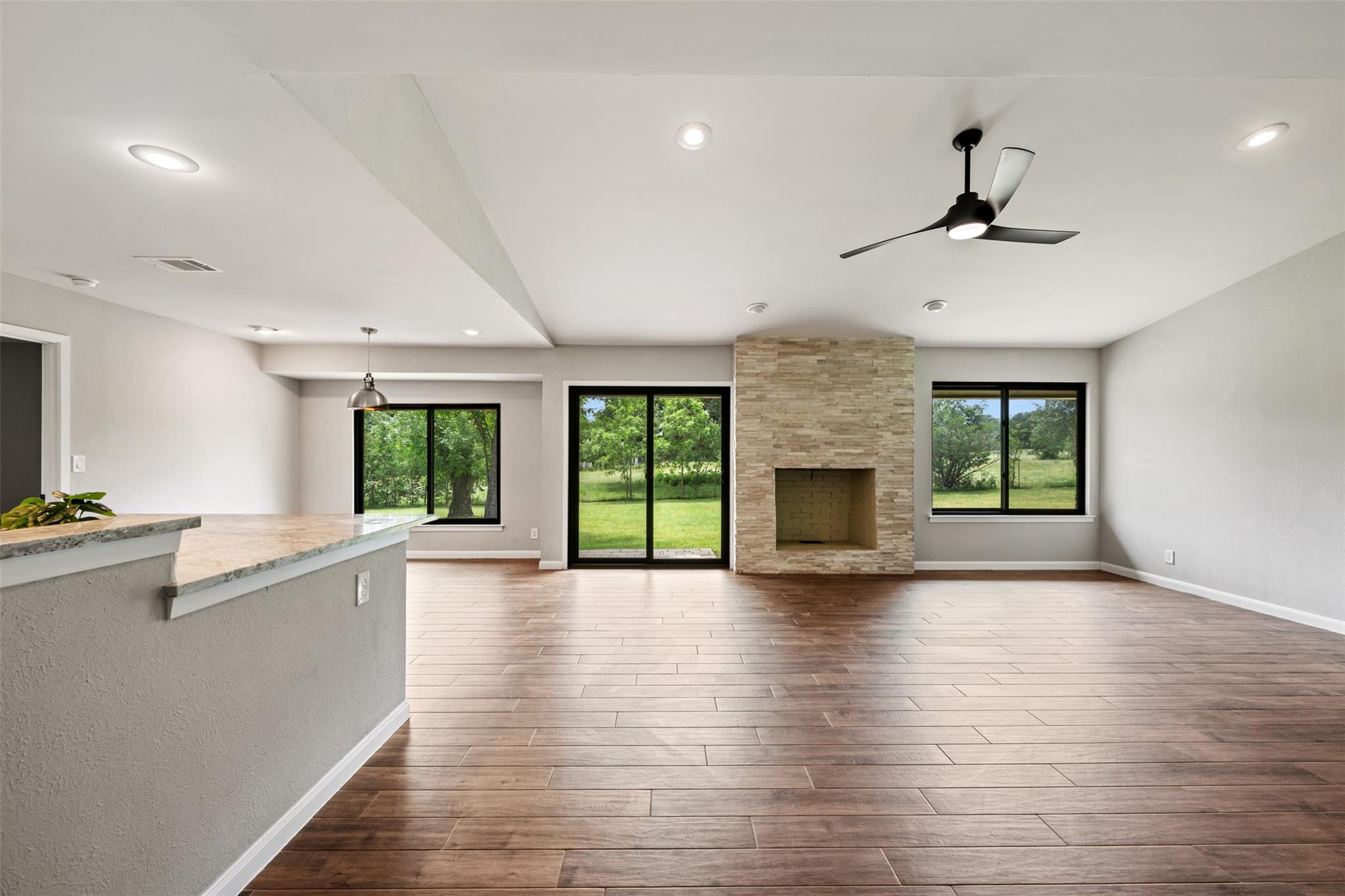 1600 Pin Oak Lane Round Rock TX 78681