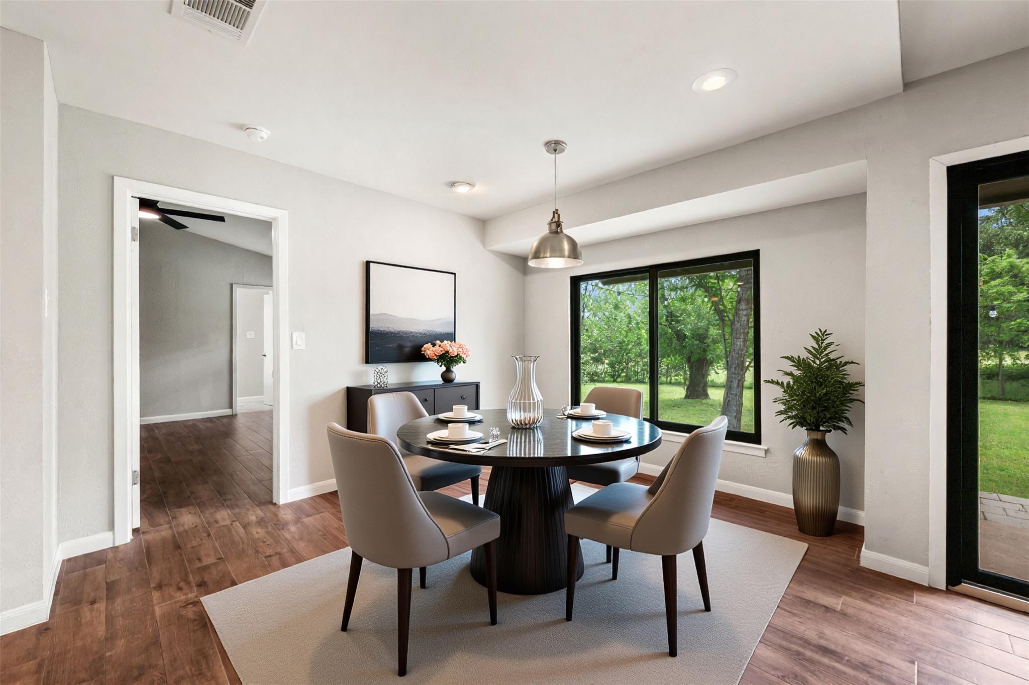 1600 Pin Oak Lane Round Rock TX 78681