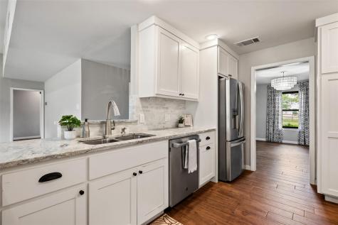 1600 Pin Oak Lane Round Rock TX 78681