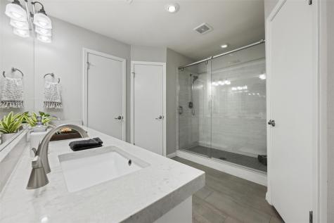 1600 Pin Oak Lane Round Rock TX 78681