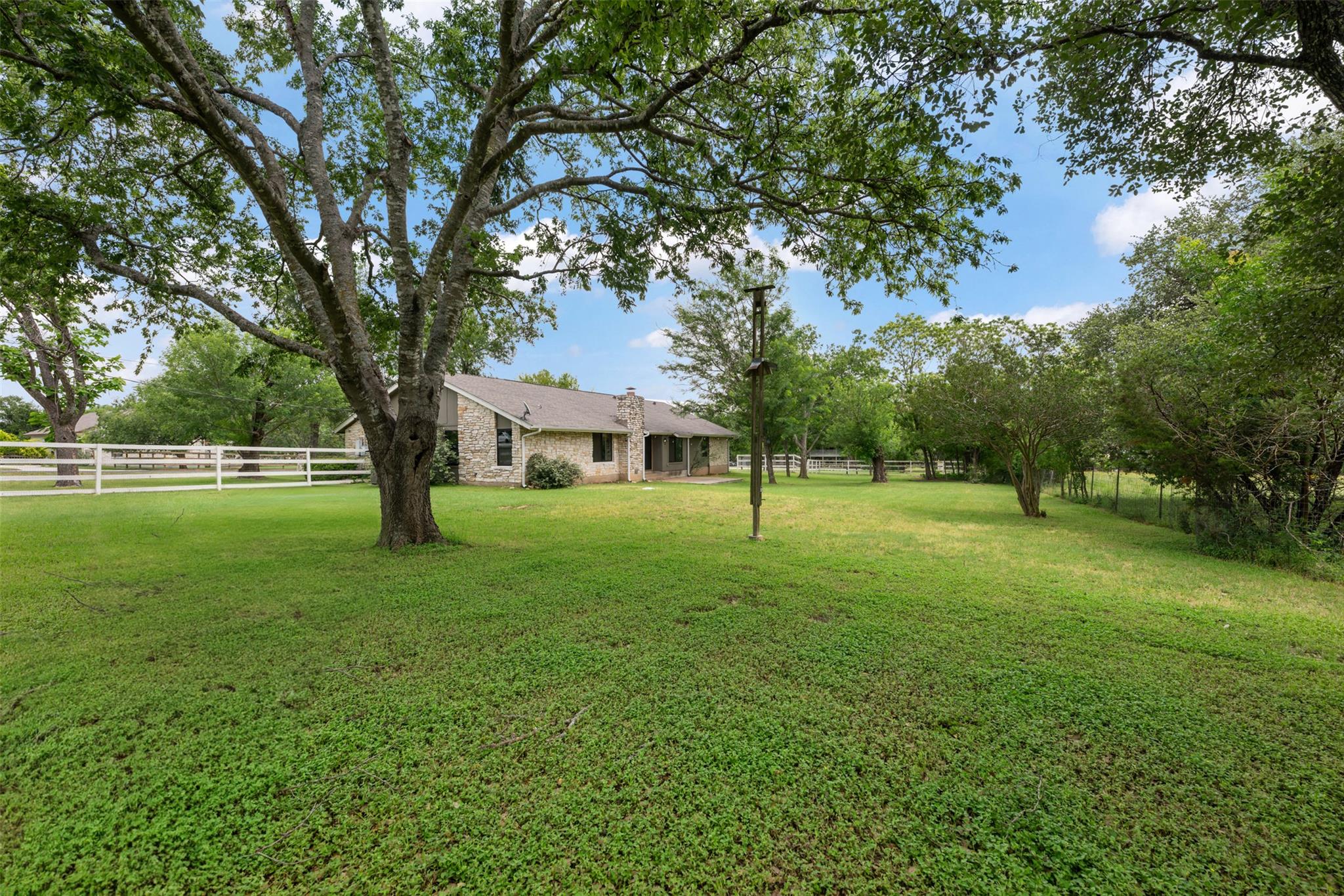 1600 Pin Oak Lane Round Rock TX 78681