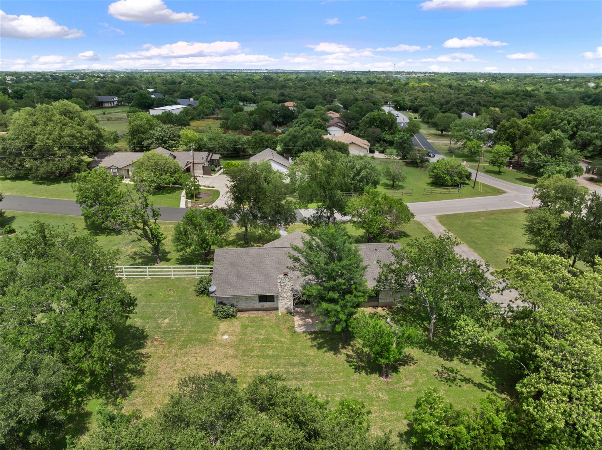 1600 Pin Oak Lane Round Rock TX 78681