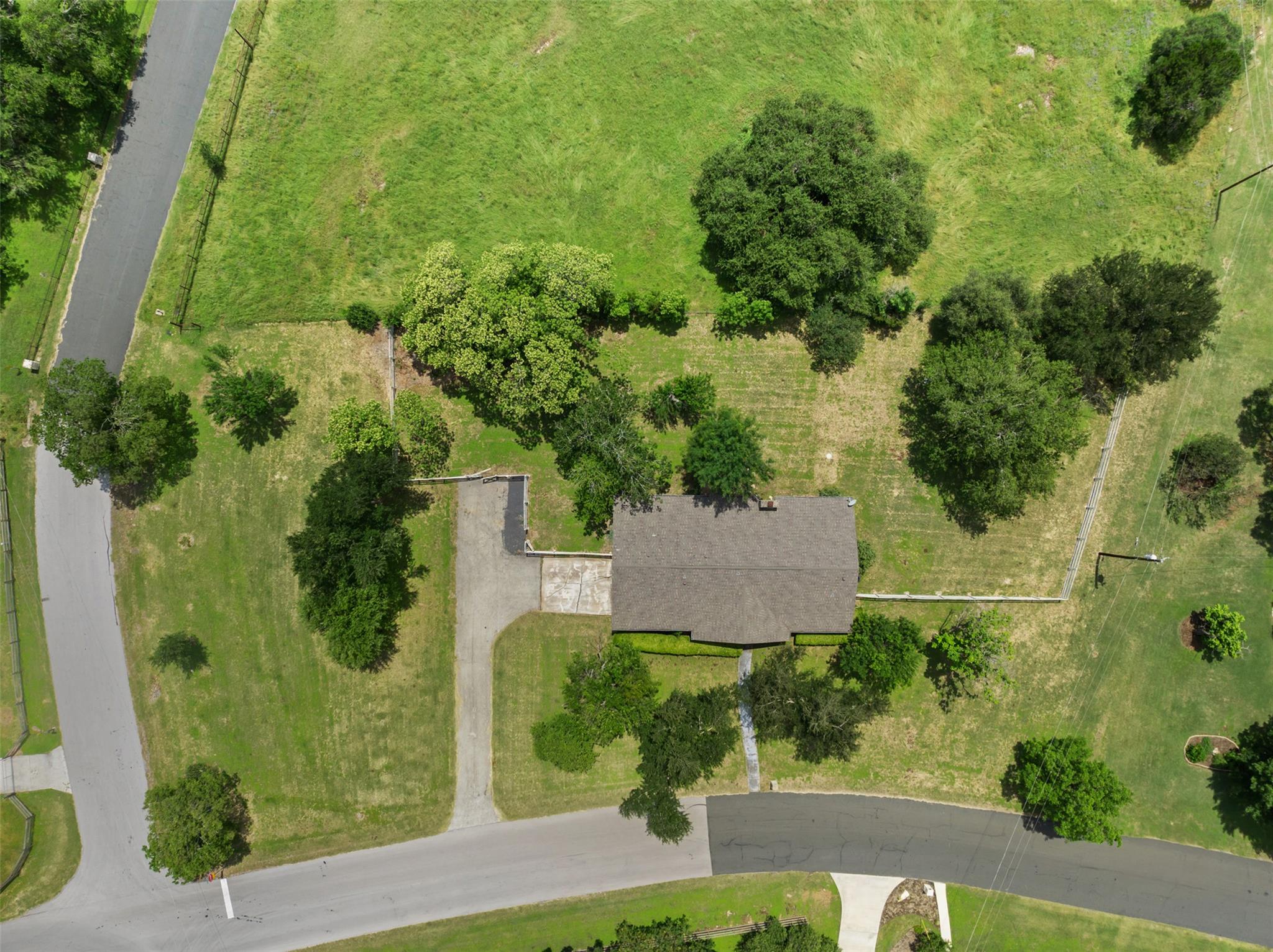 1600 Pin Oak Lane Round Rock TX 78681