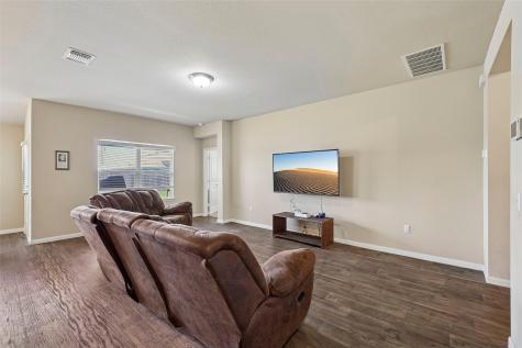 109 San Bernard Trail Hutto TX 78634