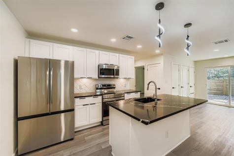 10710 Crestview Drive Jonestown TX 78645