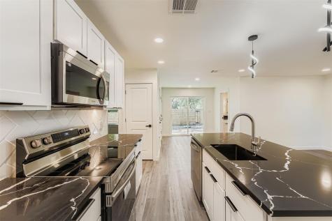 10710 Crestview Drive Jonestown TX 78645