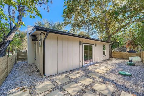 10710 Crestview Drive Jonestown TX 78645