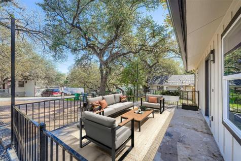 10710 Crestview Drive Jonestown TX 78645
