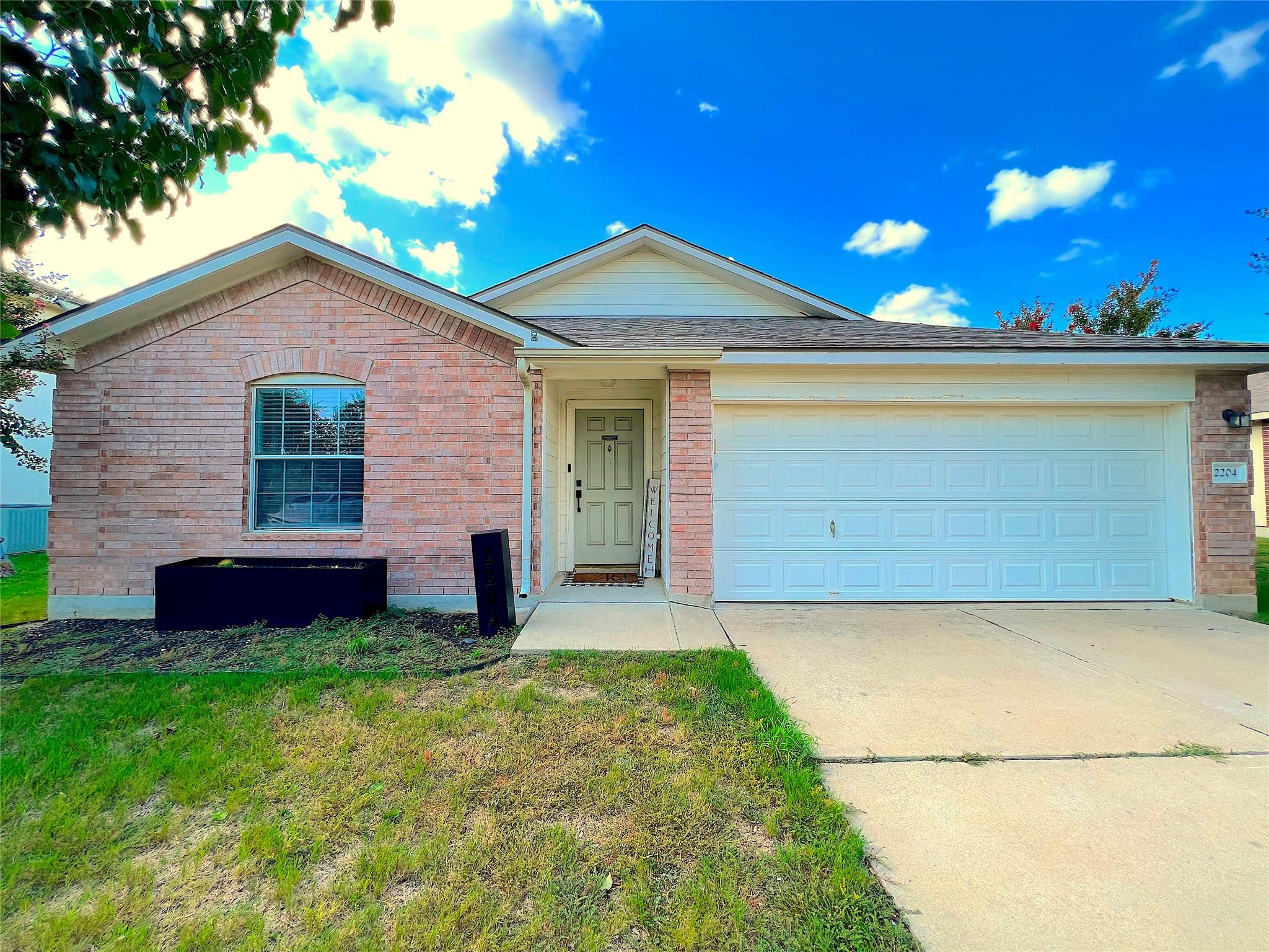 2204 Brewers Place Taylor TX 76574