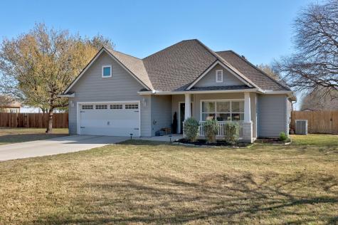 502 NW River Road Martindale TX 78655
