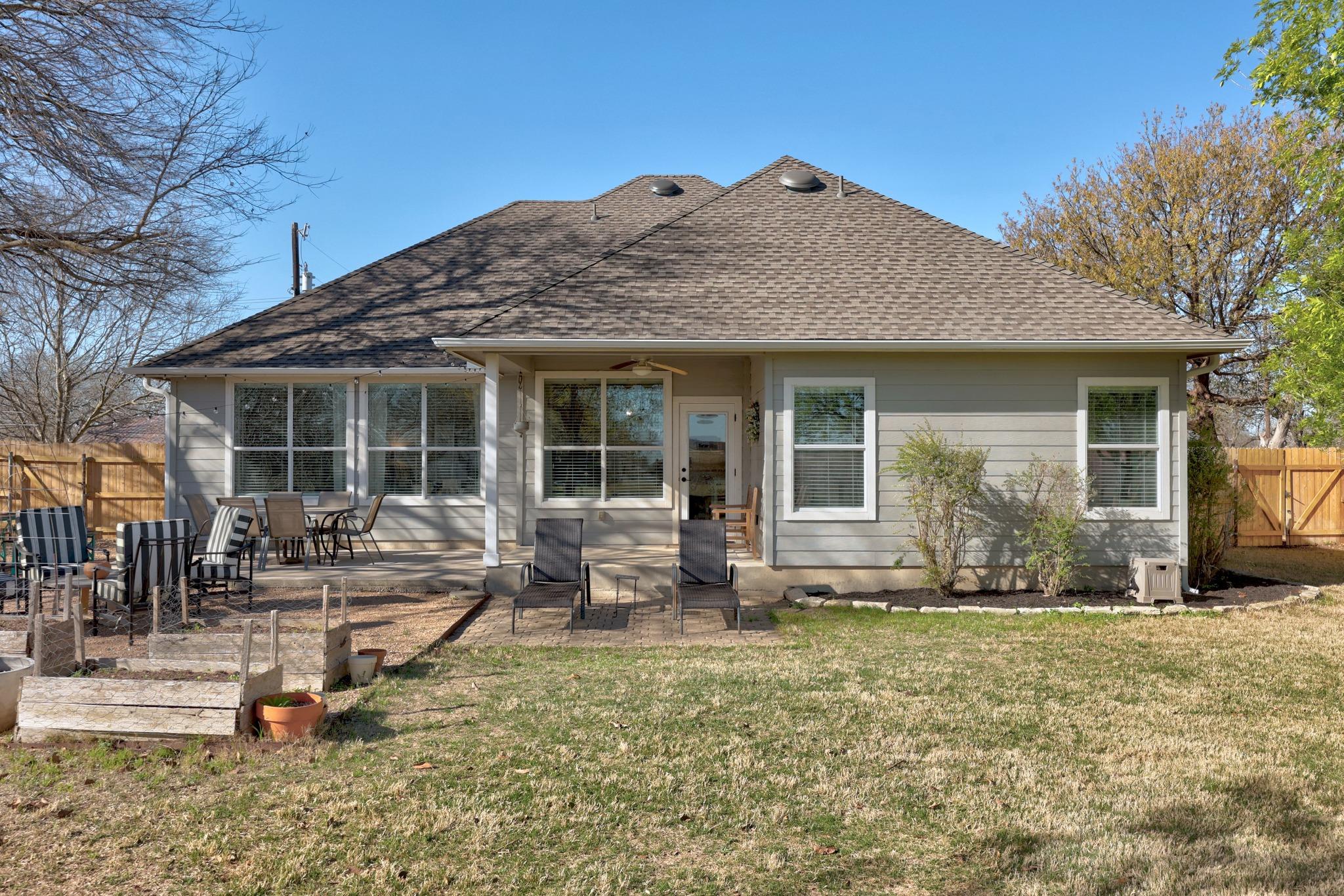 502 NW River Road Martindale TX 78655