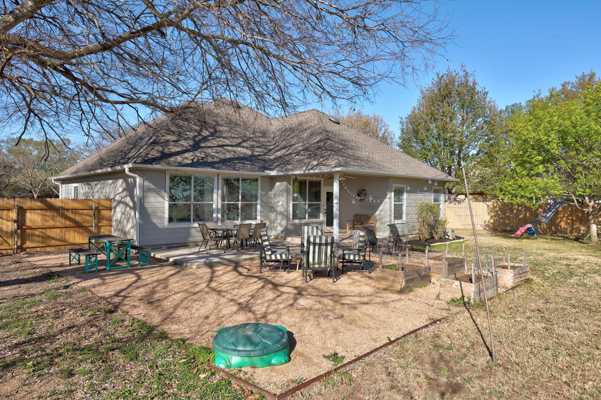 502 NW River Road Martindale TX 78655
