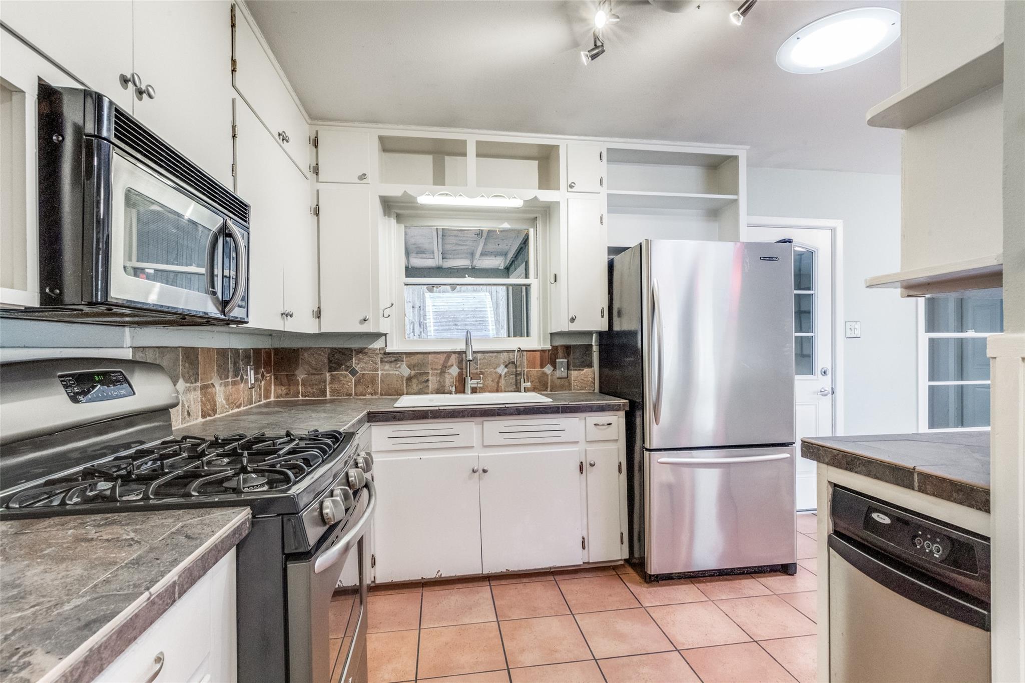 11504 Oakwood Drive Austin TX 78753