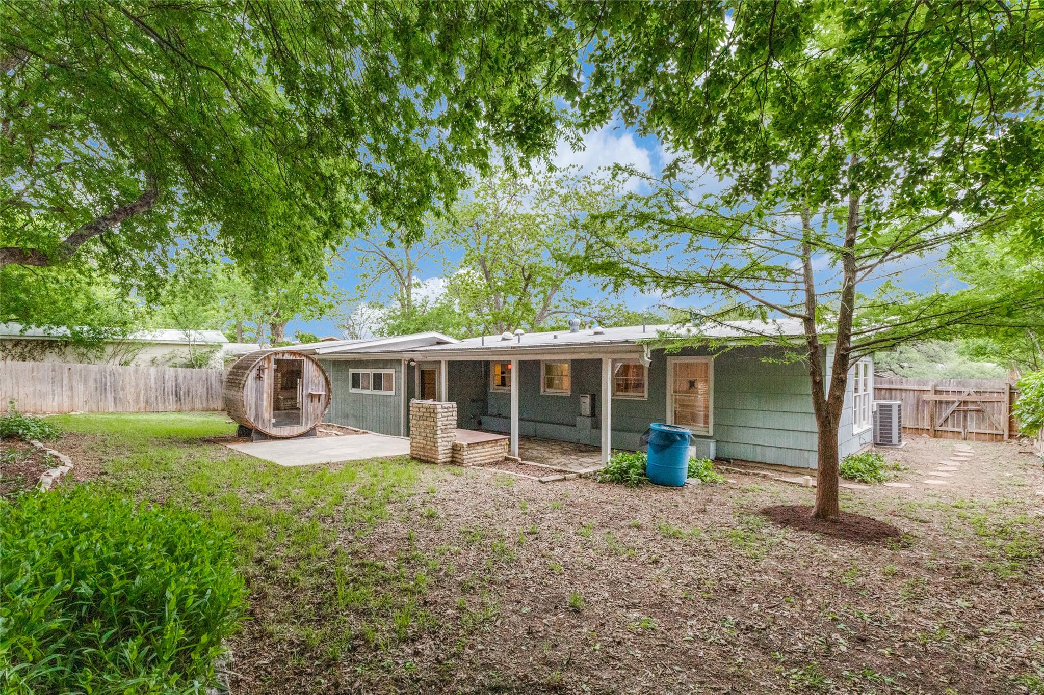 11504 Oakwood Drive Austin TX 78753