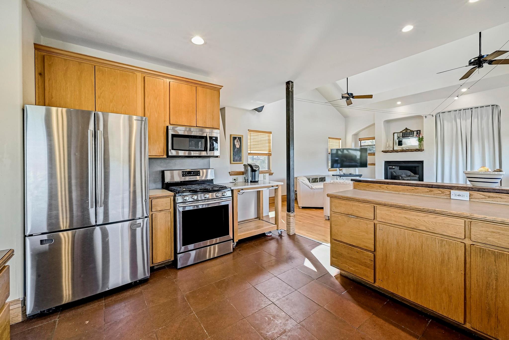 840 Windy Shores Loop Spicewood TX 78669