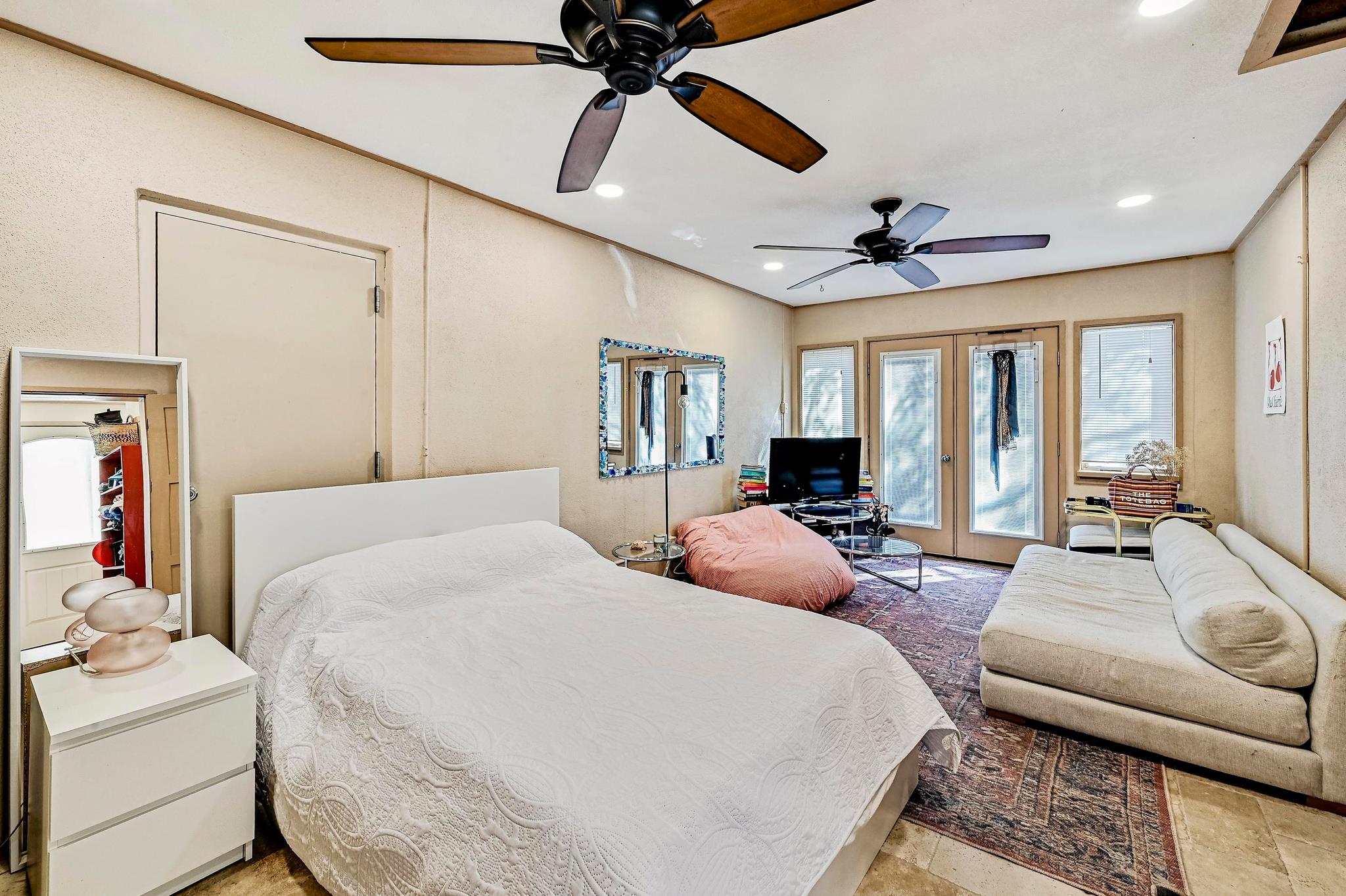 840 Windy Shores Loop Spicewood TX 78669