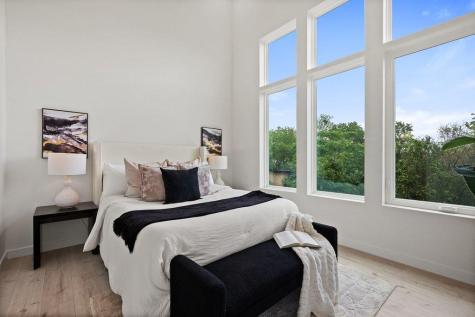 401 N Bluff Drive Austin TX 78745