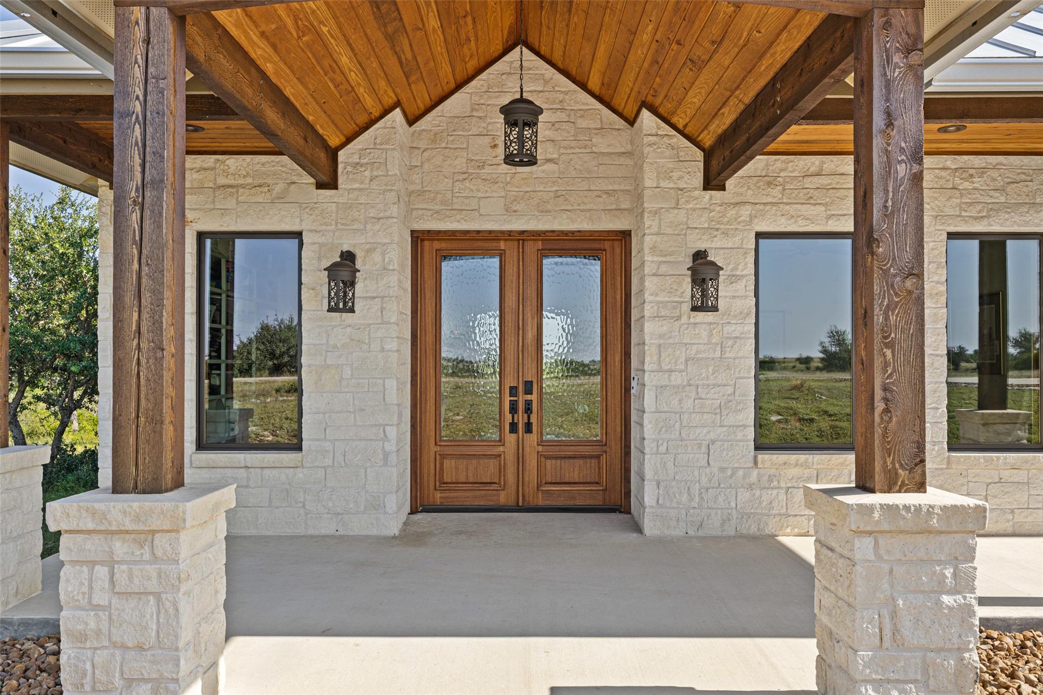 234 Elk Run Cove Blanco TX 78606