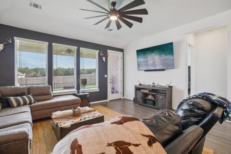 109 Big Pine Creek Lane Bastrop TX 78602