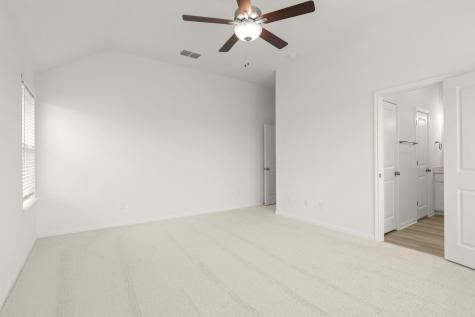 3729 Pin Oak Hills Seguin TX 78155