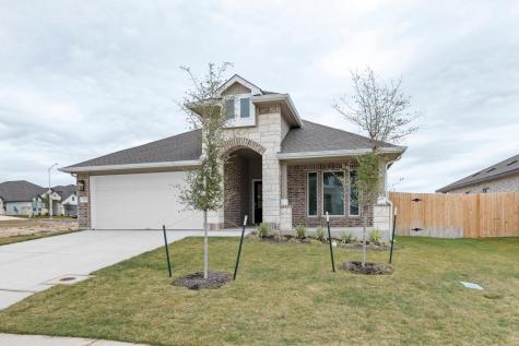 3729 Pin Oak Hills Seguin TX 78155