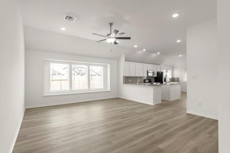3729 Pin Oak Hills Seguin TX 78155