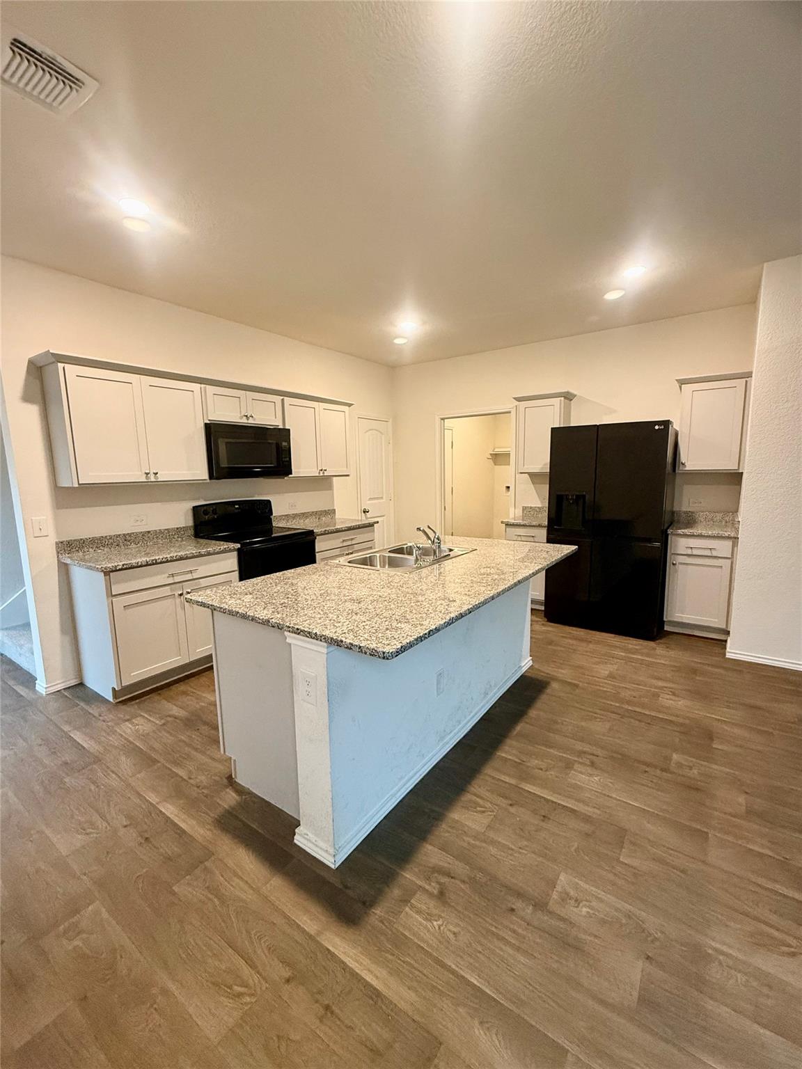 19101 Romano Drive Elgin TX 78621