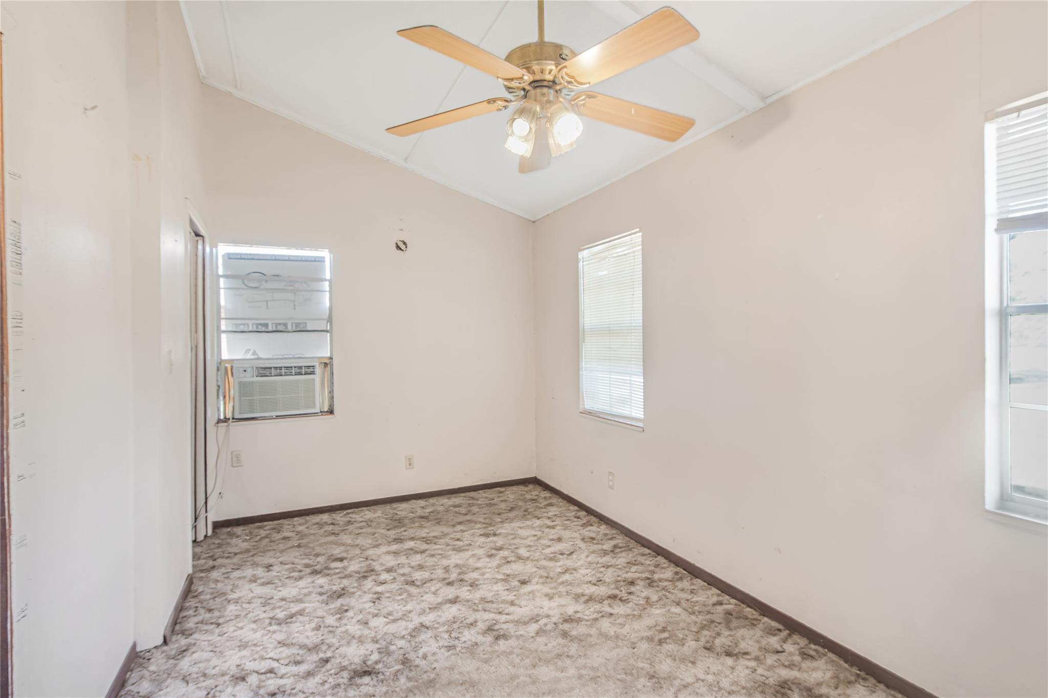 103 Leaning Oaks Street Somerville TX 77879